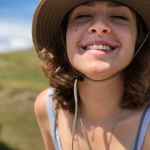 Meet your Posher, Olivia